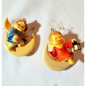 Vintage Plastic Decoration Ornament Winged Angels Cherubs Moon Pair of 2
